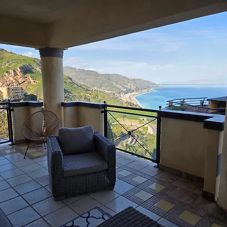 Ibiscus By Holidays * Taormina