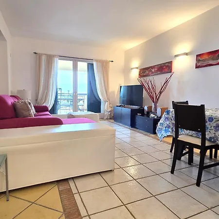 Апартаменты Ibiscus By Holidays Таормина